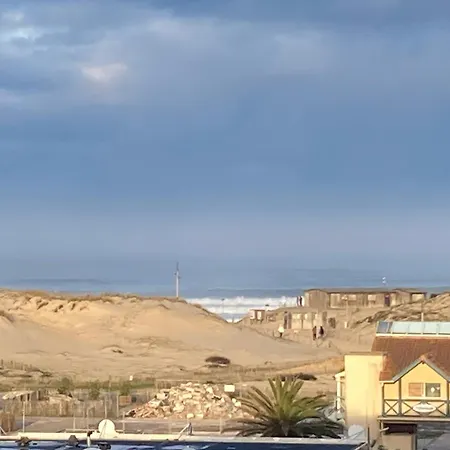 Bel Climatise Refait A Neuf 100 M De L'ocean Et Toutes Commodites 3 E Etage Sans Ascenseur شقة سانيوس